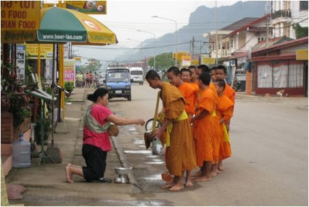 Hai ấn tượng ở đất nước triệu voi