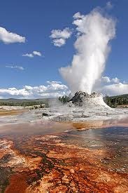 Suối phun nước nóng ở Yellowstone
