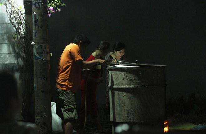 Bánh tét nhà, bánh tét chợ