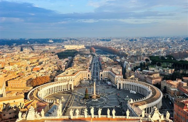 Ngắm hình bóng thời gian giữa không gian lãng mạn Roma