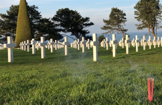 Normandie, những mộ phần bên nhau