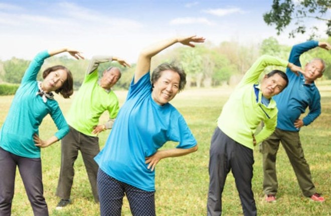 Chữa đau khớp bằng tập thể dục và dụng cụ