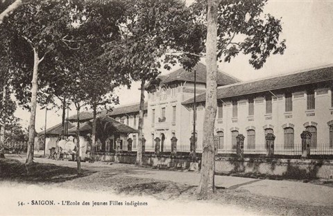 Trường áo tím Sài Gòn ngày xưa