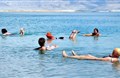 Biển Chết không chìm, nhưng vì sao rất ít người đến đây bơi?