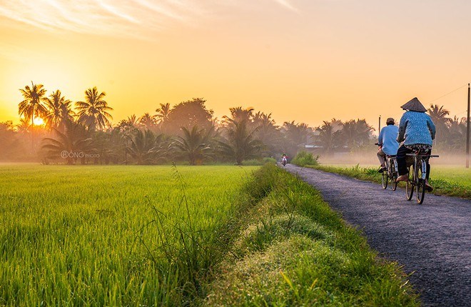 Bén duyên chụp ảnh nhờ... stress, chàng trai miền Tây gây 'sốt' với trang ảnh Bến Tre