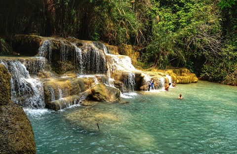 Kuang Si - Thác nước đầy kiêu hãnh của cố đô Luang Prabang