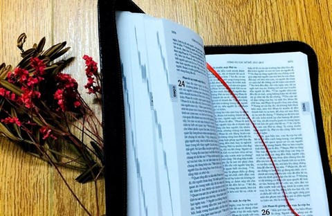 Tân Ước những năm 90