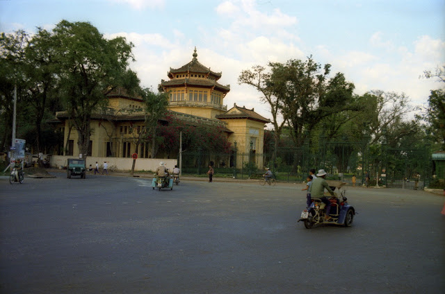 Sài Gòn: Hòn Ngọc Viễn Đông - 22