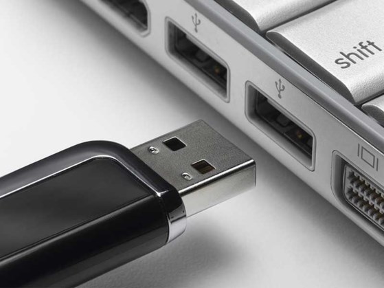 Khắc phục lỗi mất dữ liệu trên USB - 1