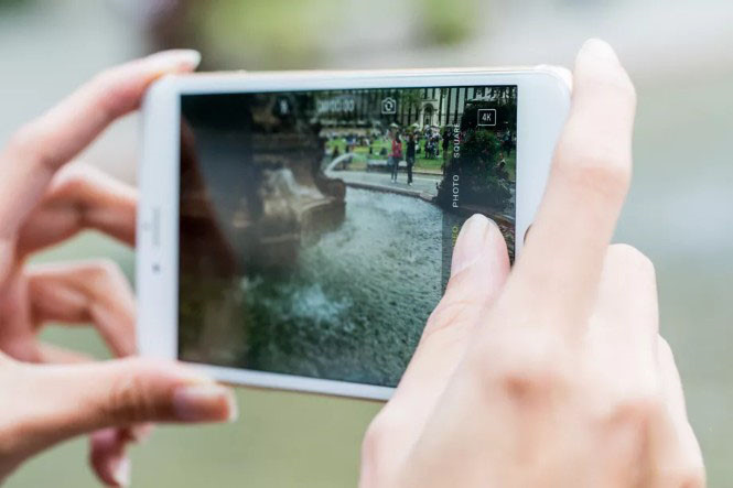Thủ thuật giúp tối ưu khả năng quay phim trên smartphone - 1