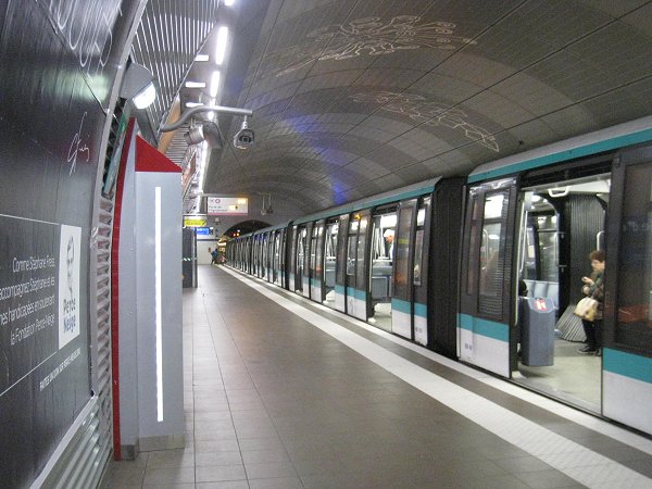Ngày đầu năm mới nhớ tới Metro Paris - 3