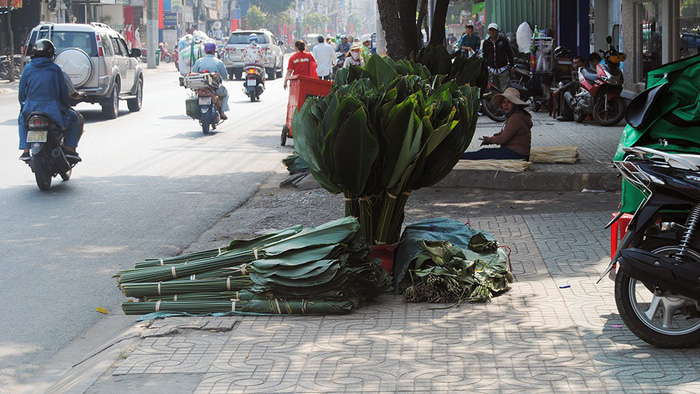 Sài Gòn nắng tháng Chạp - 7