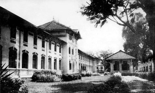Bốn ngôi trường trung học trăm tuổi ở Sài Gòn - 2