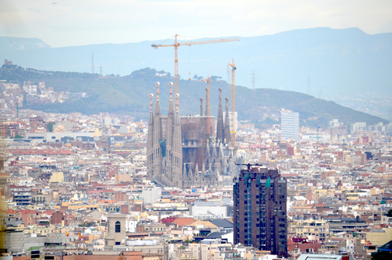 ‘Người điên’ Antoni Gaudi và nhà thờ Sagrada Familia nổi tiếng - 2
