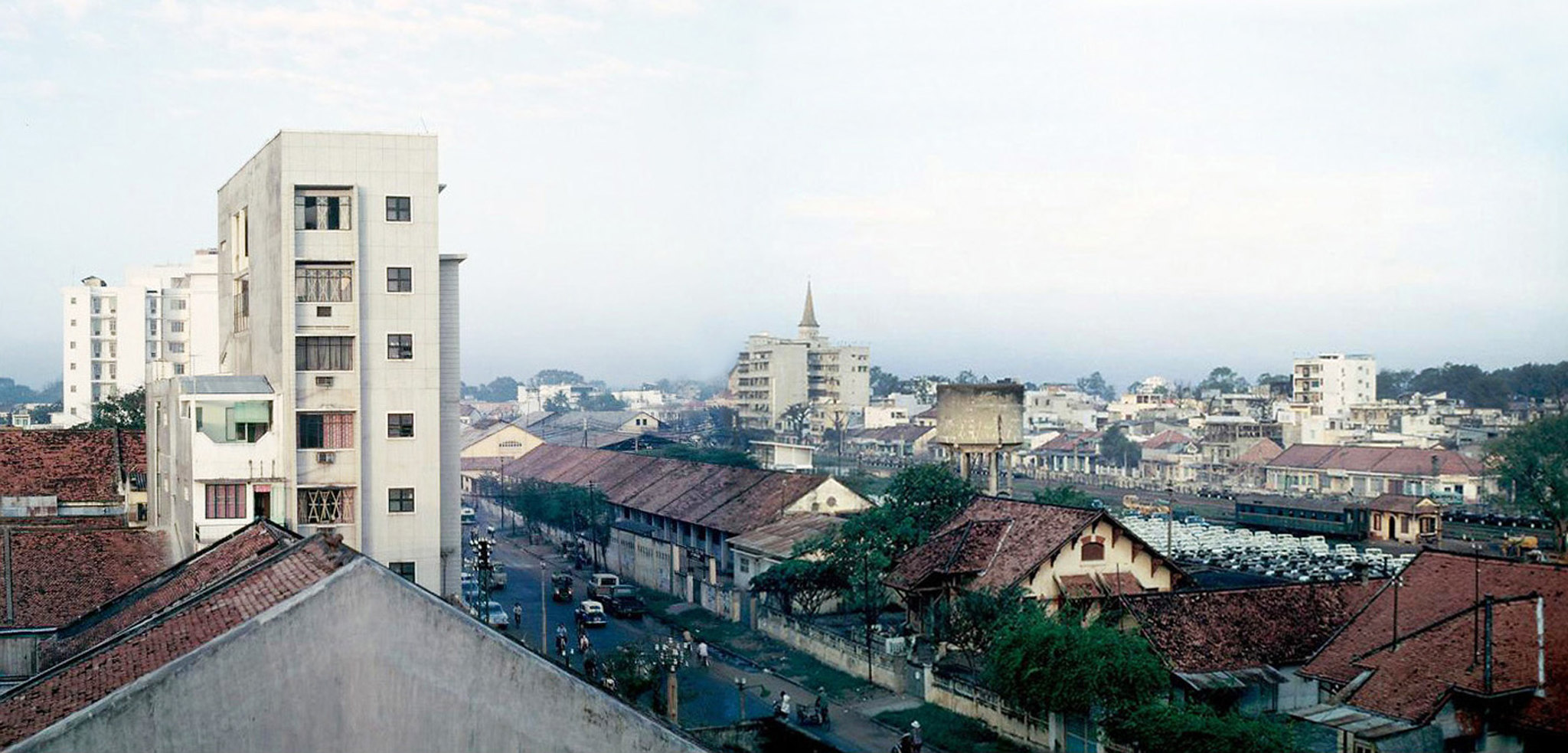 60 tấm ảnh màu đẹp nhất của đường phố Saigon thập niên 1960-1970 - 42