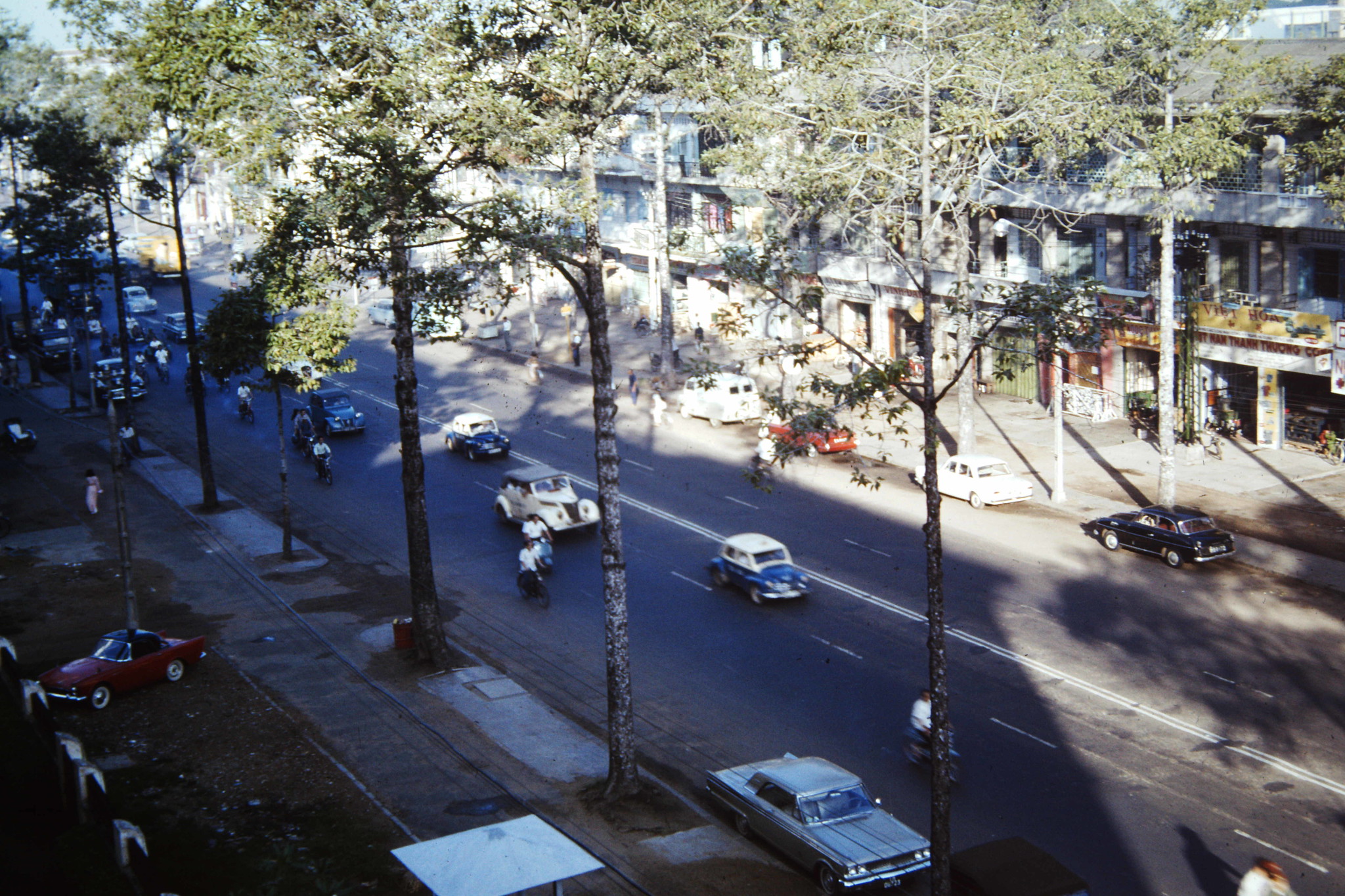 60 tấm ảnh màu đẹp nhất của đường phố Saigon thập niên 1960-1970 - 9