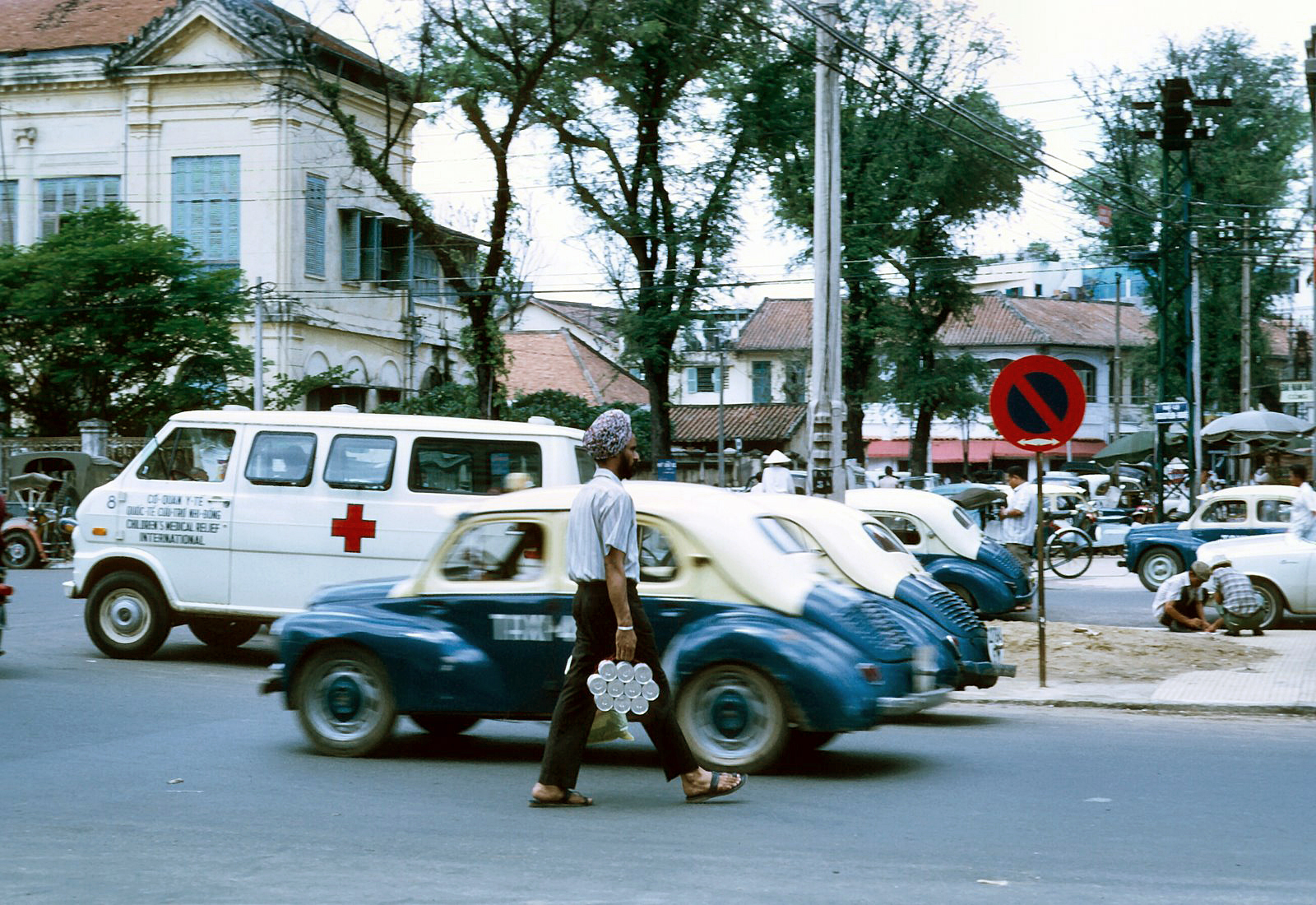 60 tấm ảnh màu đẹp nhất của đường phố Saigon thập niên 1960-1970 - 55