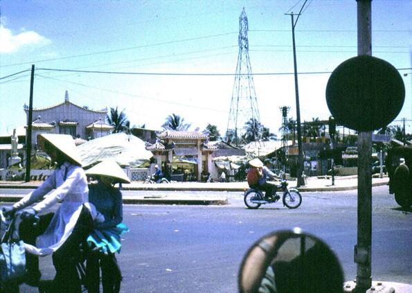 Ly kỳ tên gọi Ngã Tư Hàng Xanh (Sài Gòn) và những hình ảnh đẹp của Ngã Tư trước 1975 - 22