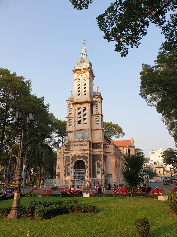 Nhà thờ ở Sài Gòn, nét độc đáo Tây phương trên nền văn hóa Á Đông - 4