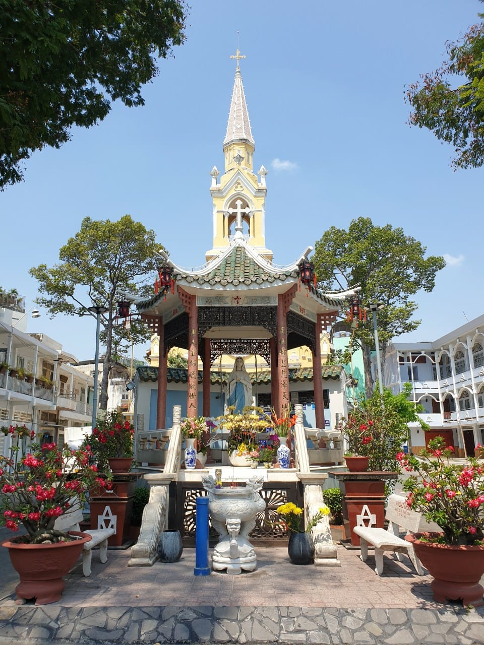 Nhà thờ ở Sài Gòn, nét độc đáo Tây phương trên nền văn hóa Á Đông - 3