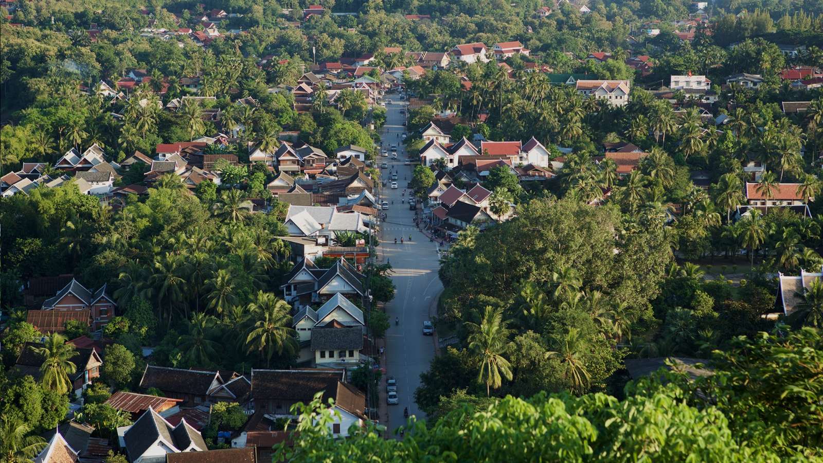 Luang Prabang: Thị trấn Lào mang nét đẹp cổ kính - 1